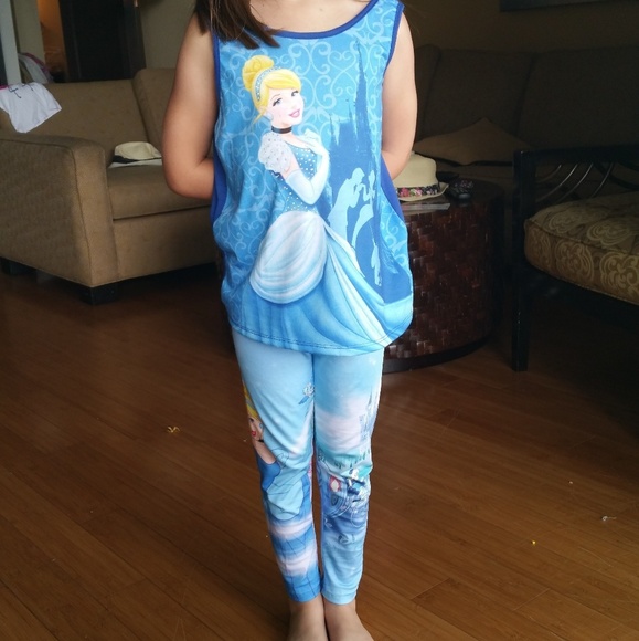 Cinderella PJ's - Picture 2 of 7